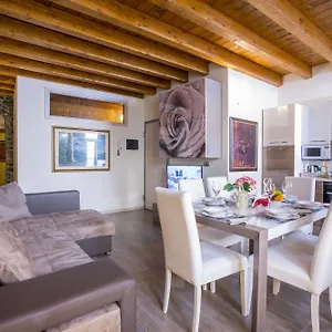 https://medioevo-in-centro.it-lombardy.com